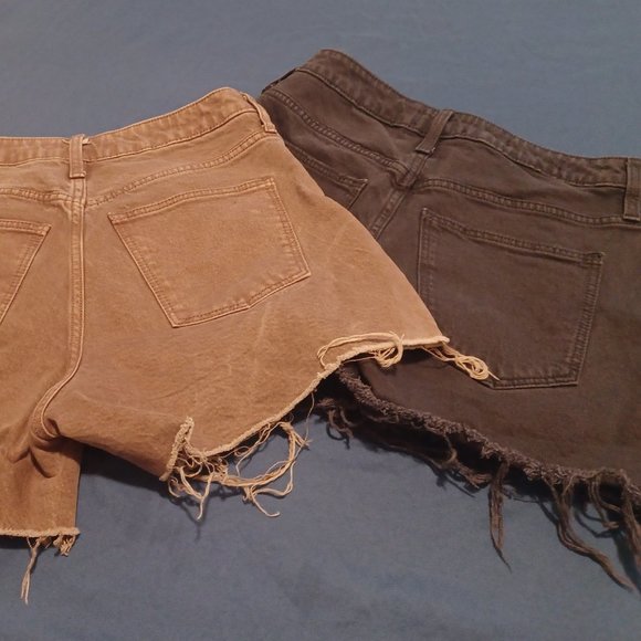 Short - Picture 6 of 6